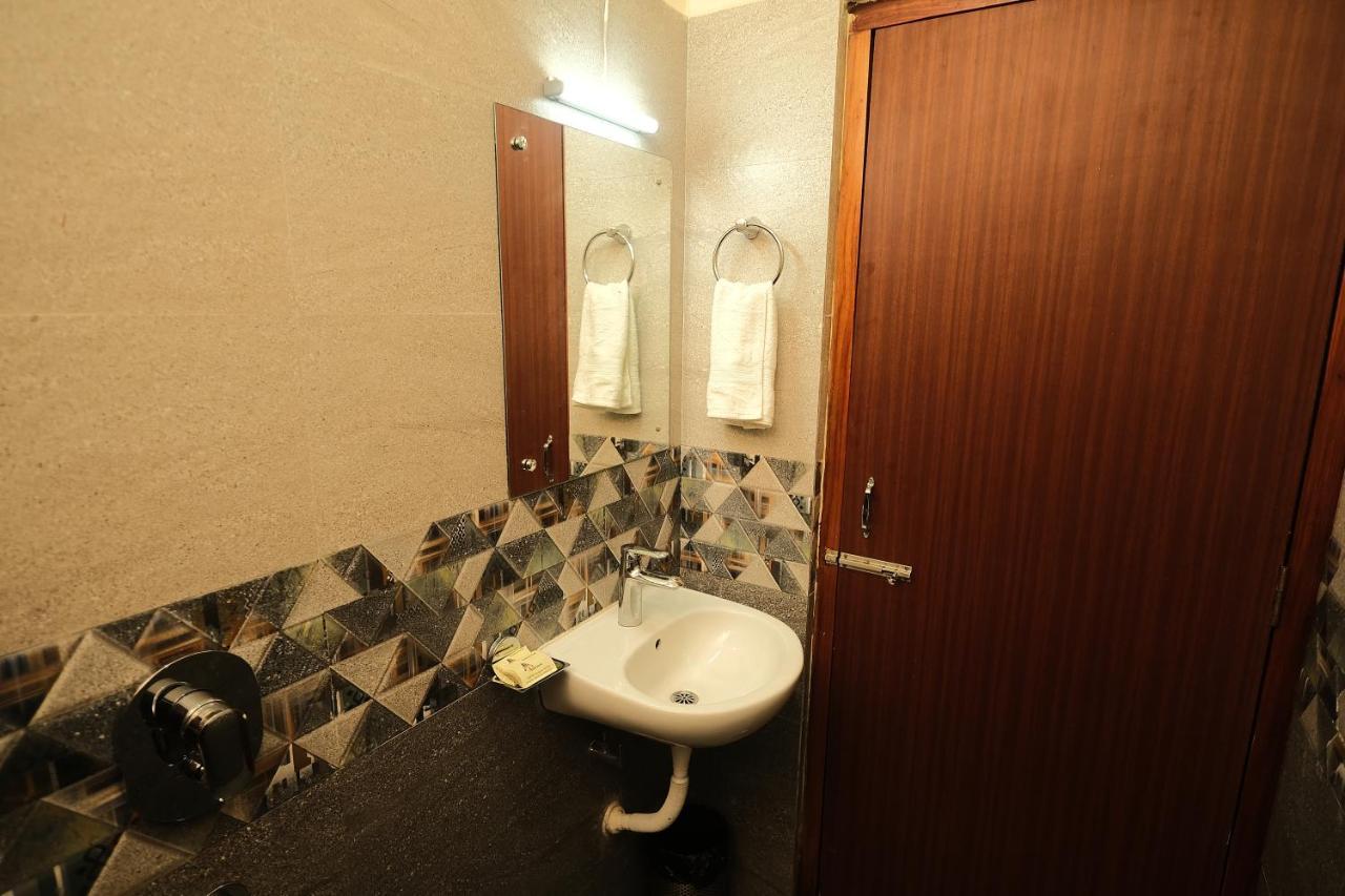 Ariees Grand Hotel Port Blair Exterior foto